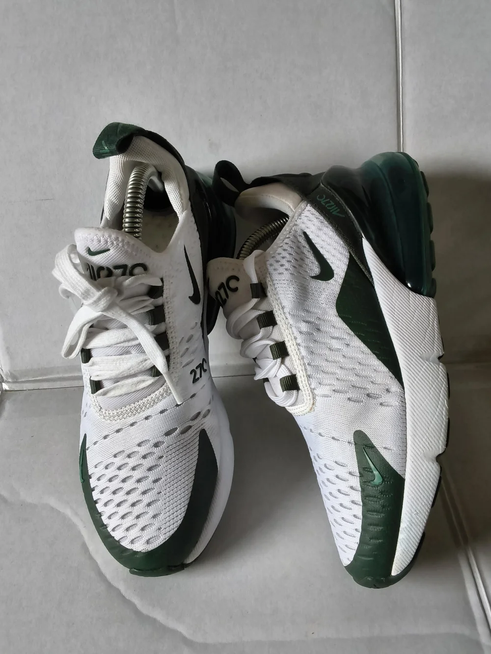 Nike Air Max 270 Women's Running Shoes White/Green, Size 6, Vintage Bicoastal